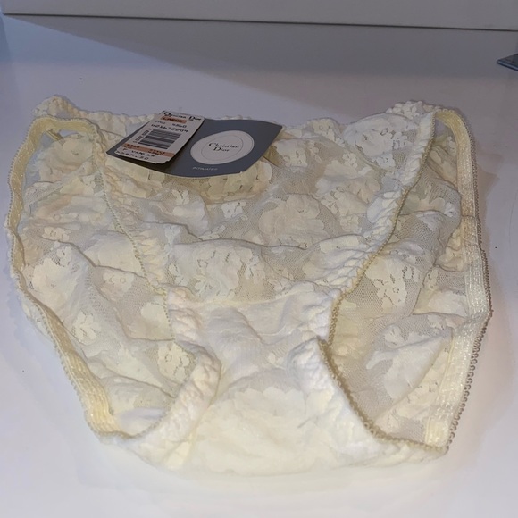 Christian Dior Intimates VTG 80’s French Vanilla Lace Bikini Panty #4560 LG NWT - Picture 3 of 12